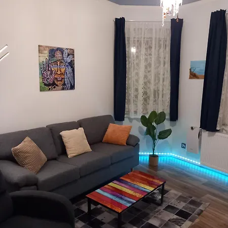 Neue Im Roten Haus - Erdgeschoss, Nur 350m Zur Therme Apartamento *