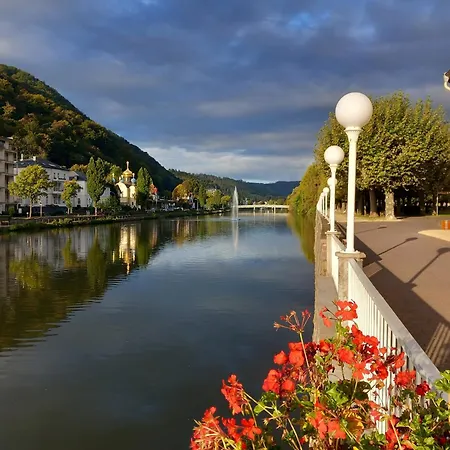 Neue Im Roten Haus - Erdgeschoss, Nur 350m Zur Therme Apartamento *
